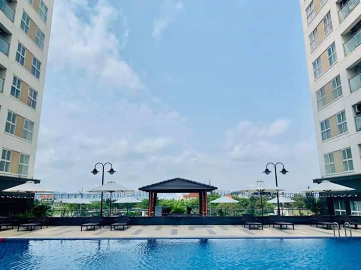 Homestay Ha Long Luxury Exterior photo